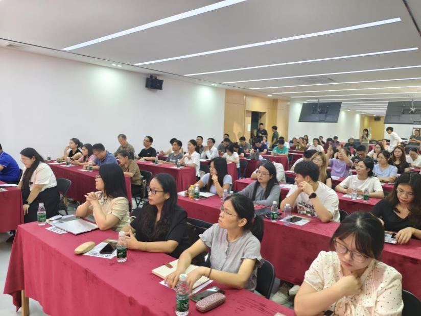 “惠聚产业 跨贸全球”-跨境电商企业运营新机遇（惠阳站）圆满举行(图1)